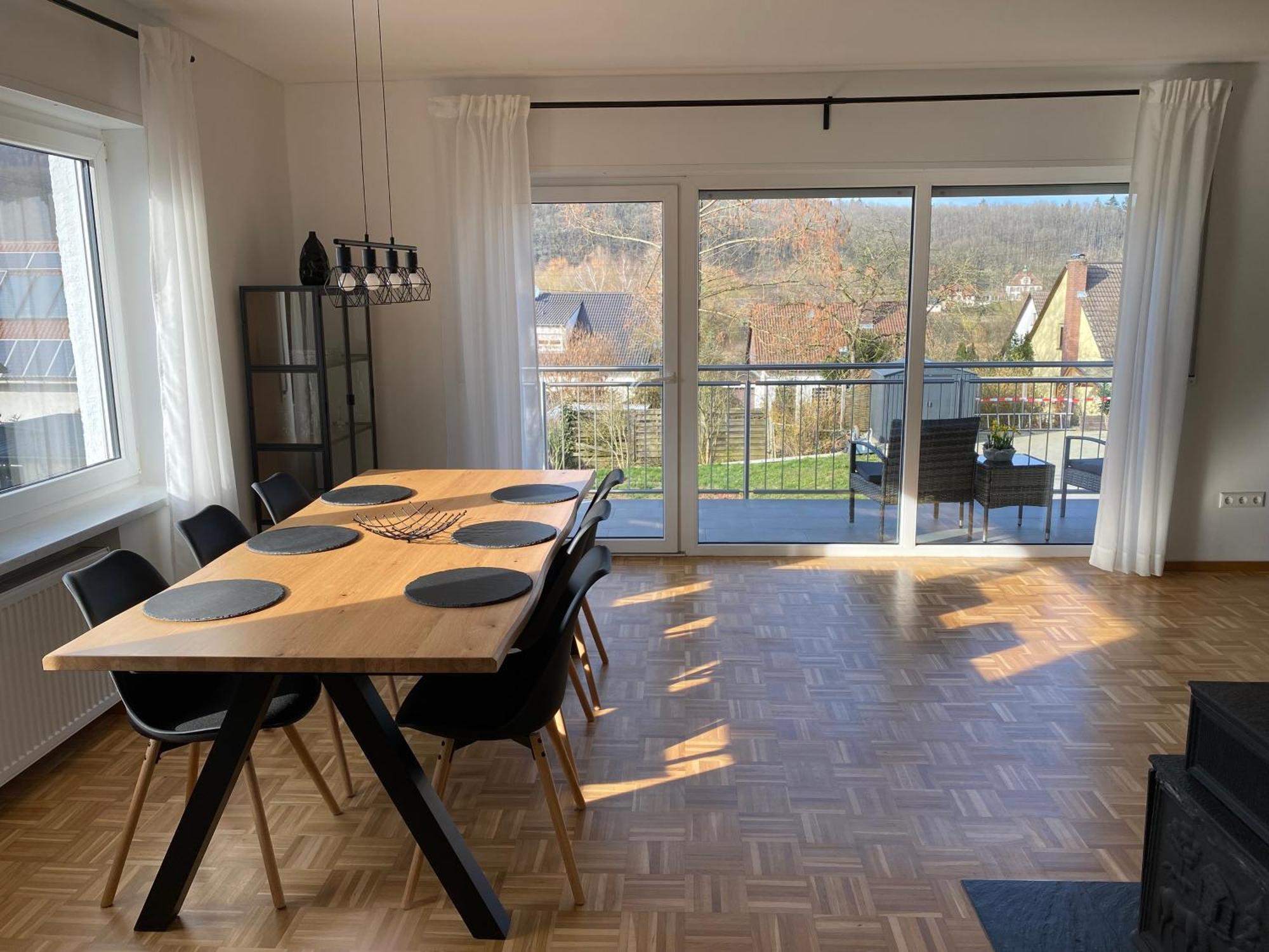 Ferienwohnung Am Kienbusch - Suedliche Weinstrasse - Erdgeschoss Annweiler am Trifels Exterior foto